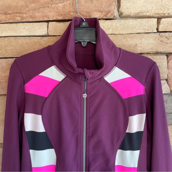 Lululemon maroon purple full zip actuve jacket Women’s 8 EUC - Picture 7 of 14